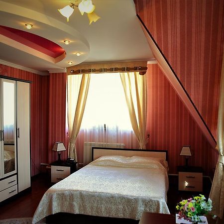 Bishkek Villa Hotel Екстер'єр фото