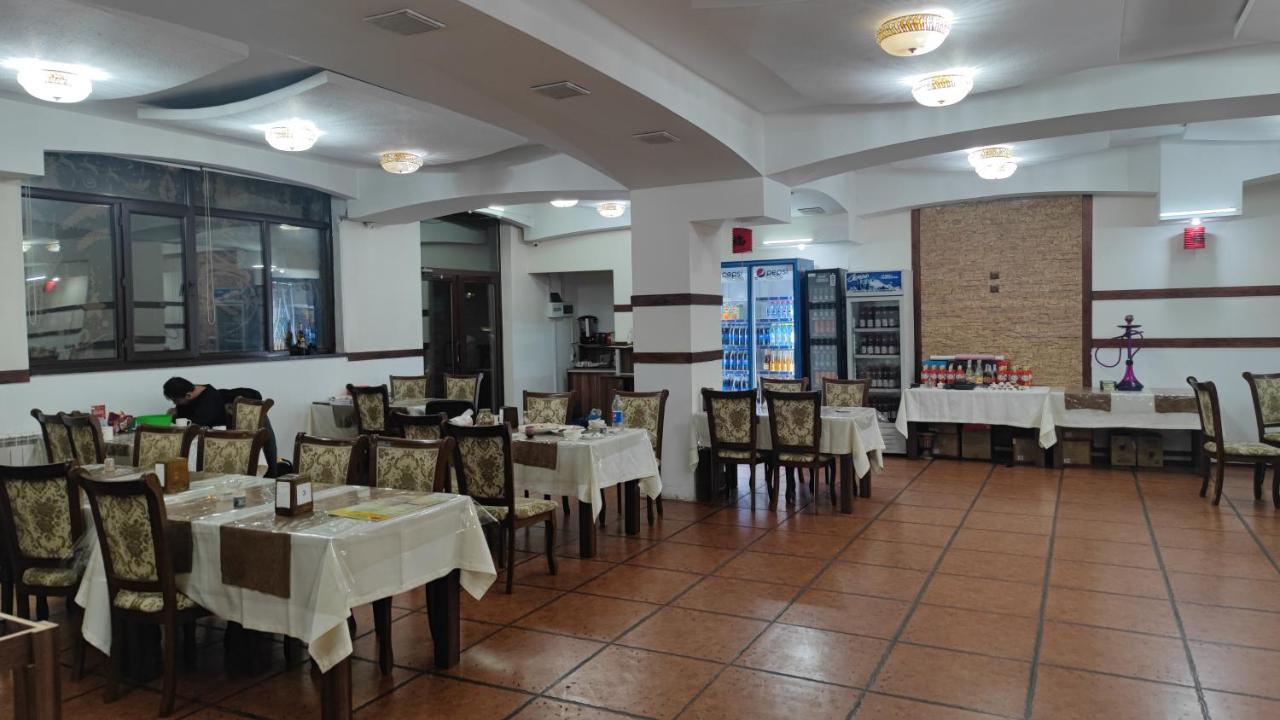 Bishkek Villa Hotel Екстер'єр фото