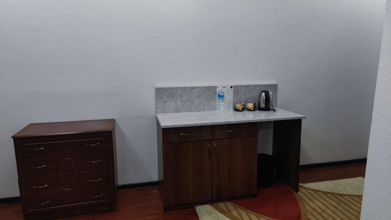 Bishkek Villa Hotel Екстер'єр фото