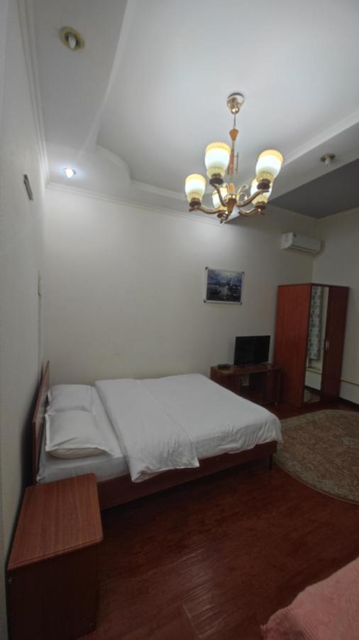 Bishkek Villa Hotel Екстер'єр фото