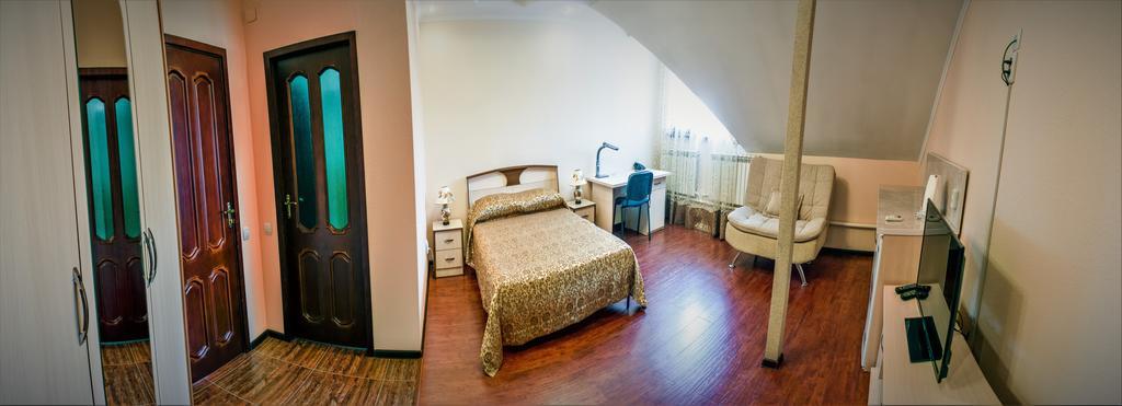 Bishkek Villa Hotel Екстер'єр фото
