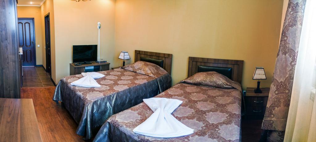 Bishkek Villa Hotel Екстер'єр фото